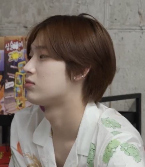 sunoobbe2's tweet photo. My pretty aegi who even sulks this prettily. https://t.co/6Kydoy7Ak5