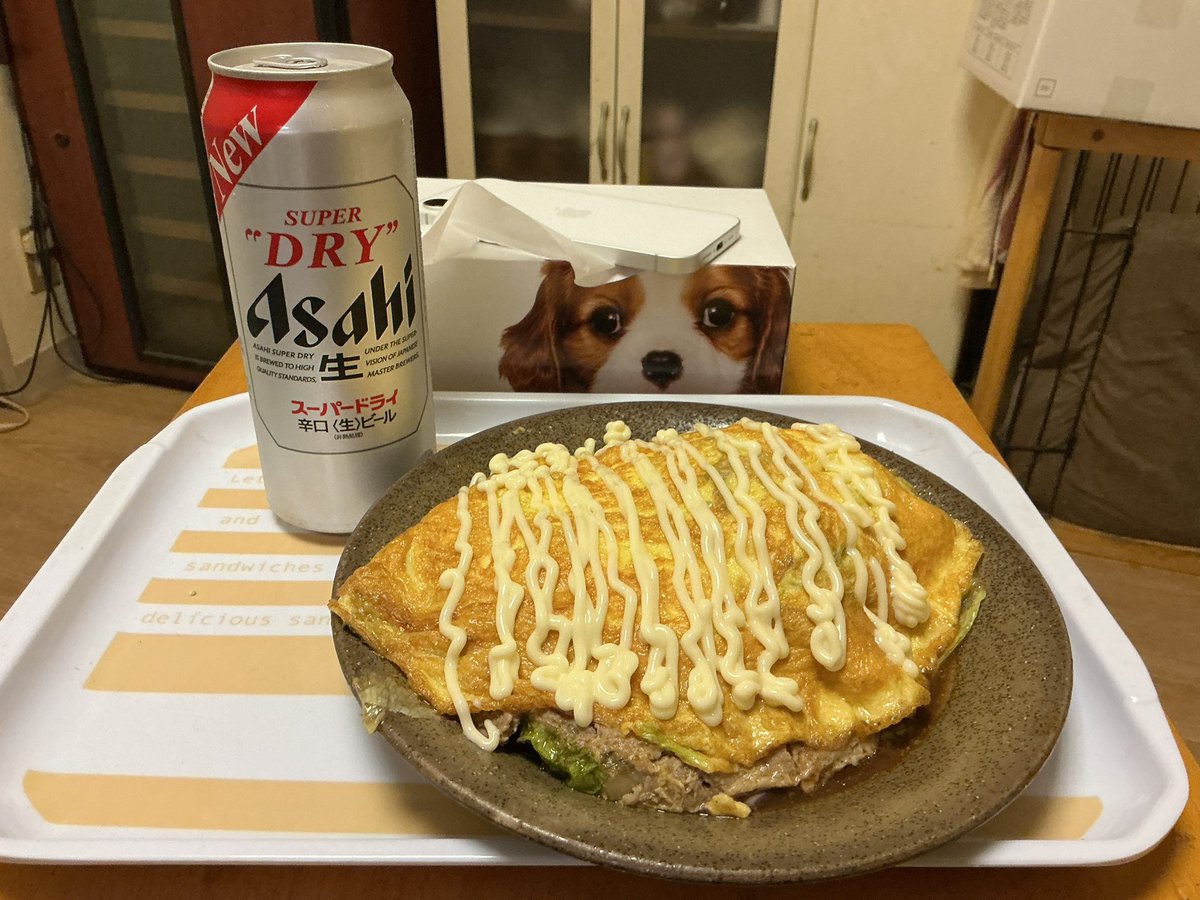 ichinosuke0303's tweet photo. お疲れ様です
今日の晩酌は、とんぺい焼きです
もやしも、キャベ千も売り切れだったから、
レタスにしましたw
玉子レタスチャーハンがあるんだもん
そりゃ美味いわ♪
＃酒カス  ＃アサヒスーパードライ https://t.co/EcXKb1NFh2