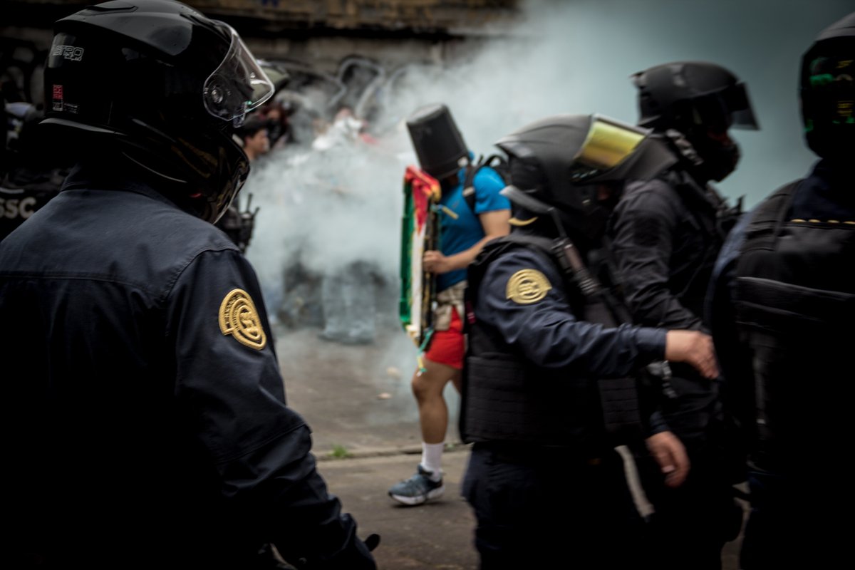 BrigadaAltaVoz's tweet photo. 58 años después, la indignación vuelve a caminar.

Como en 1968, como tantas veces después, una generación vuelve a levantar la voz frente a un país que todavía tiene demasiadas preguntas sin respuesta y demasiadas heridas 

#2DeOctubreNoSeOlvida #Tlatelolco #2deOctubre https://t.co/4eaJHom9qj
