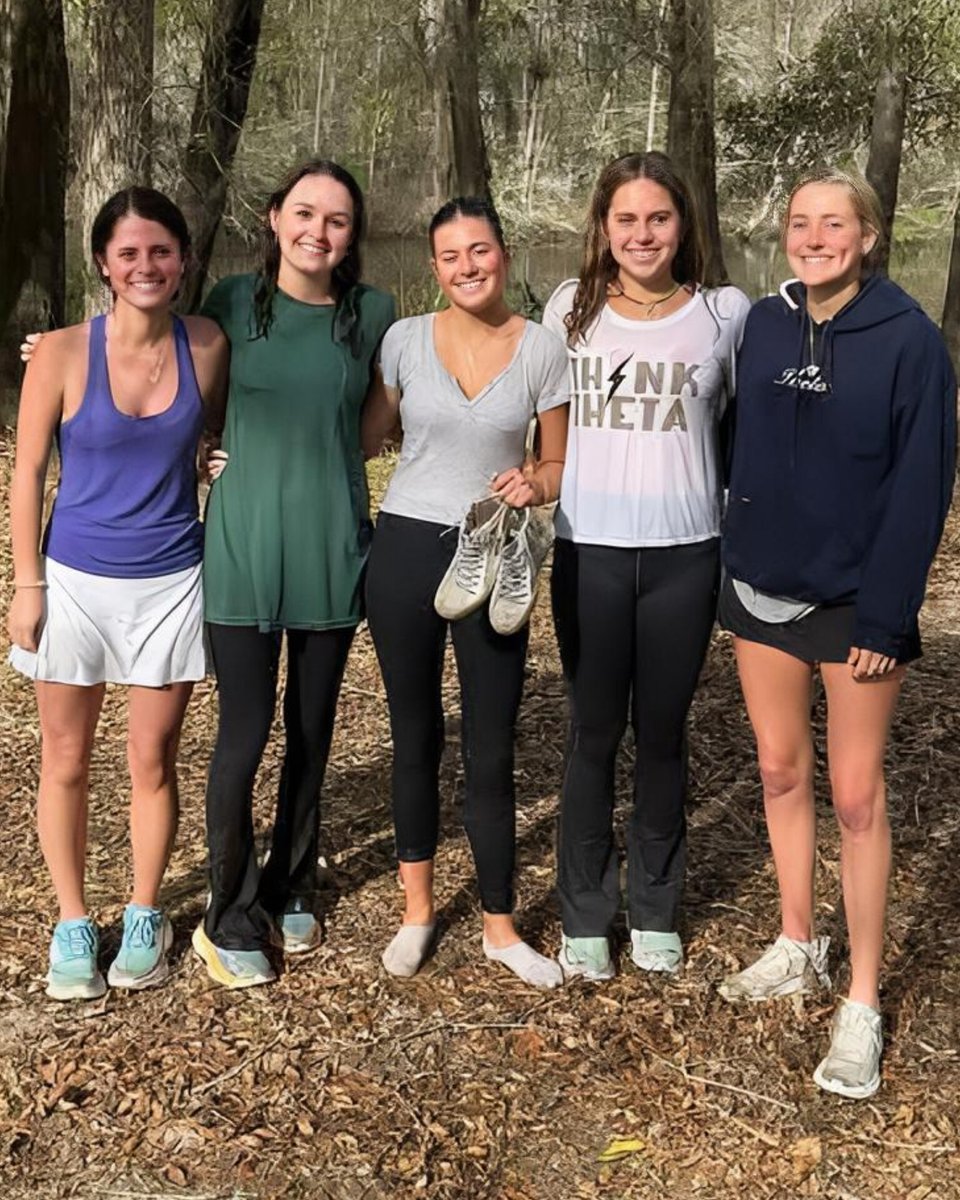 DavidJHarrisJr's tweet photo. 🚨HEROIC RESCUE: Five brave college students spring into action to save a mother and her two young boys from a sinking SUV submerged in a freezing creek!

While driving through Burke County, Georgia, on their way to a weekend getaway in Savannah, five University of Georgia students witnessed a horrific crash as an SUV veered off the road and plunged into a deep creek.

The mother managed to escape the sinking vehicle, but her two young sons remained trapped inside as water rapidly filled the cabin.

Without hesitation, Molly McCollum, Jane McArdle, Eleanor Cart, Clarke Jones, and Kaitlyn Iannace pulled over, leapt down the steep embankment, and waded into the murky, frigid water.

Together, the women pulled the older boy to safety before realizing the 4-year-old was still trapped underwater, securely strapped into his submerged car seat.
Working under extreme pressure, they freed the toddler from the submerged vehicle after he had been underwater for several minutes and was no longer breathing.

Drawing on her background as a certified lifeguard, Clarke Jones immediately performed CPR on the riverbank, pumping his chest until the little boy gasped and began breathing again on his own!

First responders arrived shortly after, confirming that the quick instincts and heroic teamwork of these five young women saved the lives of an entire family!