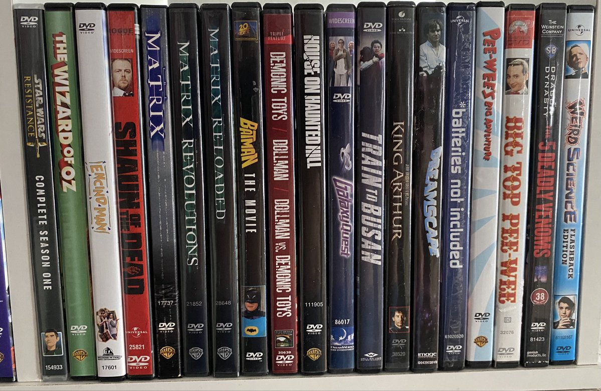 AbeTalkingBooks's tweet photo. Random DVD shelf shot

#movies https://t.co/8iaZPxk2ge