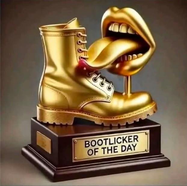 25624Hy's tweet photo. @C_3C_3 Fk off! Scumbag maggat idiot https://t.co/BzPCq1J9cg
