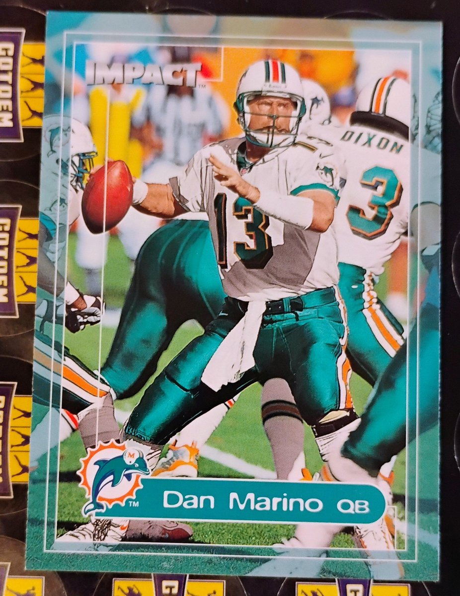 GotdemCards's tweet photo. 2000 FLEER IMPACT #2 DAN MARINO DOLPHINS HOF
$1 OBO
#THFpro #Finsup https://t.co/rOAESRUrEB