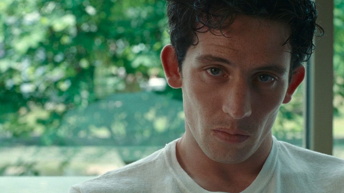 kataymaricousin's tweet photo. 🛑 TW: ART DONALDSON! 
i don’t play about these shots of pat ughh his hair was so cutes. mr. sexy. https://t.co/6zAiFVpdsC