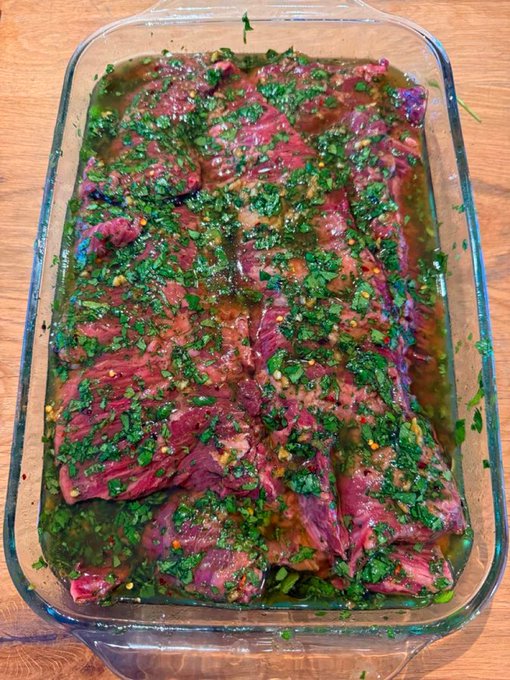 coookwithchris's tweet photo. Marinating meat is the easiest way to take the flavor to a whole new level

Here are 10 of my favorite marinades with clean ingredients:
