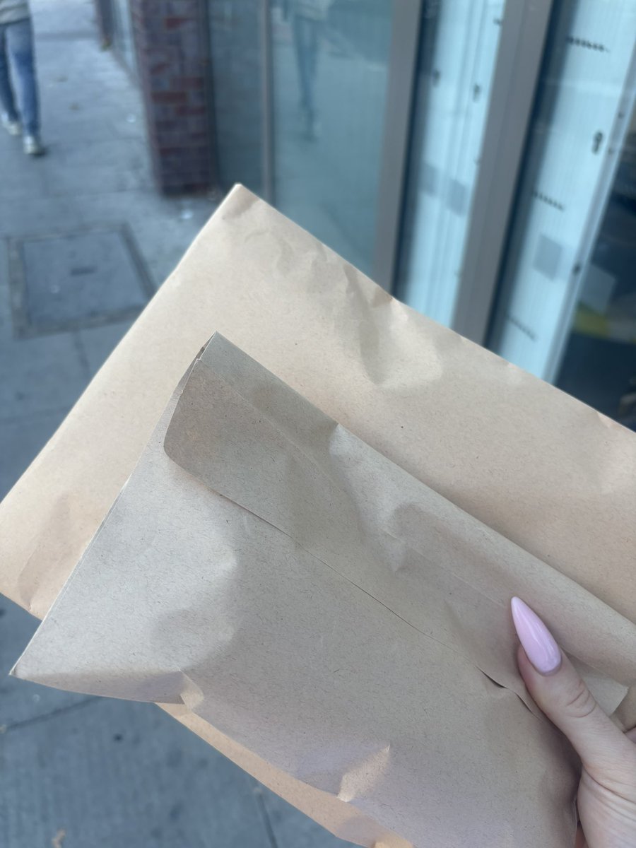 theblondereign's tweet photo. Parcels sent off for good boys 😈

Socks, gym wear, tights, slippers and other items for sale.

Worn by me for you to goon over, dm for Vinted link

Findomuk London https://t.co/gl8om9GECZ