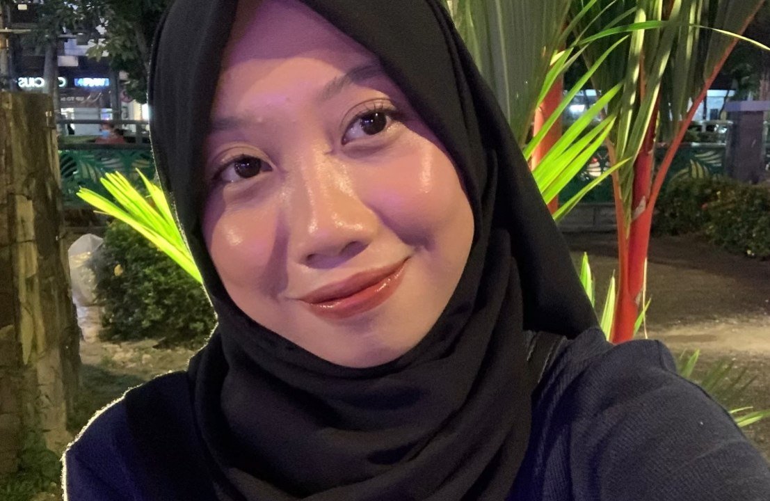 aglea06's tweet photo. Gass kontolin sama pejuhin temen kampus gw
#kontolin #pejuhin
#cumtribute https://t.co/dV2U71EZt7