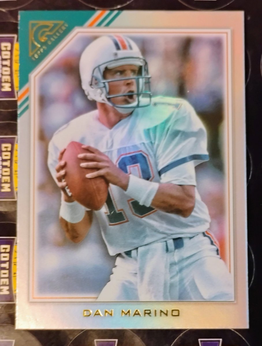 GotdemCards's tweet photo. 2023 Topps Composite Dan Marino #383 Gallery Rainbow Foil Miami Dolphins
$2 OBO
#THFpro #Finsup https://t.co/IYk9V4tdDR
