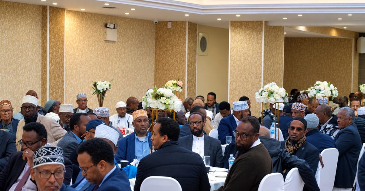 HonAliKorane's tweet photo. Grateful to the Garissa diaspora and the wider Somali community in Birmingham, UK, for the warm welcome and candid conversation on development, investment, education, governance and the role our diaspora can play in building a better Garissa. Thank you for an inspiring evening. https://t.co/WlOvYwIG4t