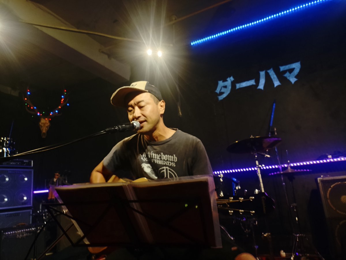 rancidhiloki's tweet photo. @AYAFUYAband @YoshihikoSoya @M79Rabbit @Azzitto1224 で も
楽しかったからいいんだ!(^^♪
今回のバンドさん達。
良かったら対バンお願いします\( ˙꒳˙ \三/ ˙꒳˙)/(笑)
#AYAFUYA #BSD https://t.co/iEetYJNqf2