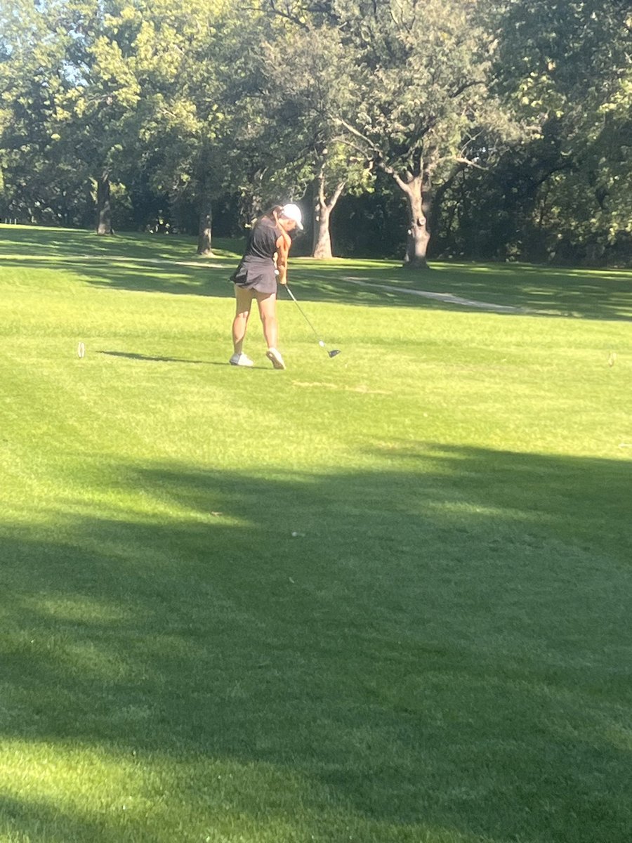 WeRBennington's tweet photo. Cloie Clark, Katie Kos, Hadley Petersen &amp; Grace Pfeifer have joined Makaila Behrens on the course! @BennHSgirlsgolf is competing in the District A-2 Tourney today! Live scoring on the golf Genius app. Code: ENXNYU Go Badgers! #wearebps https://t.co/kg17TTfGeP