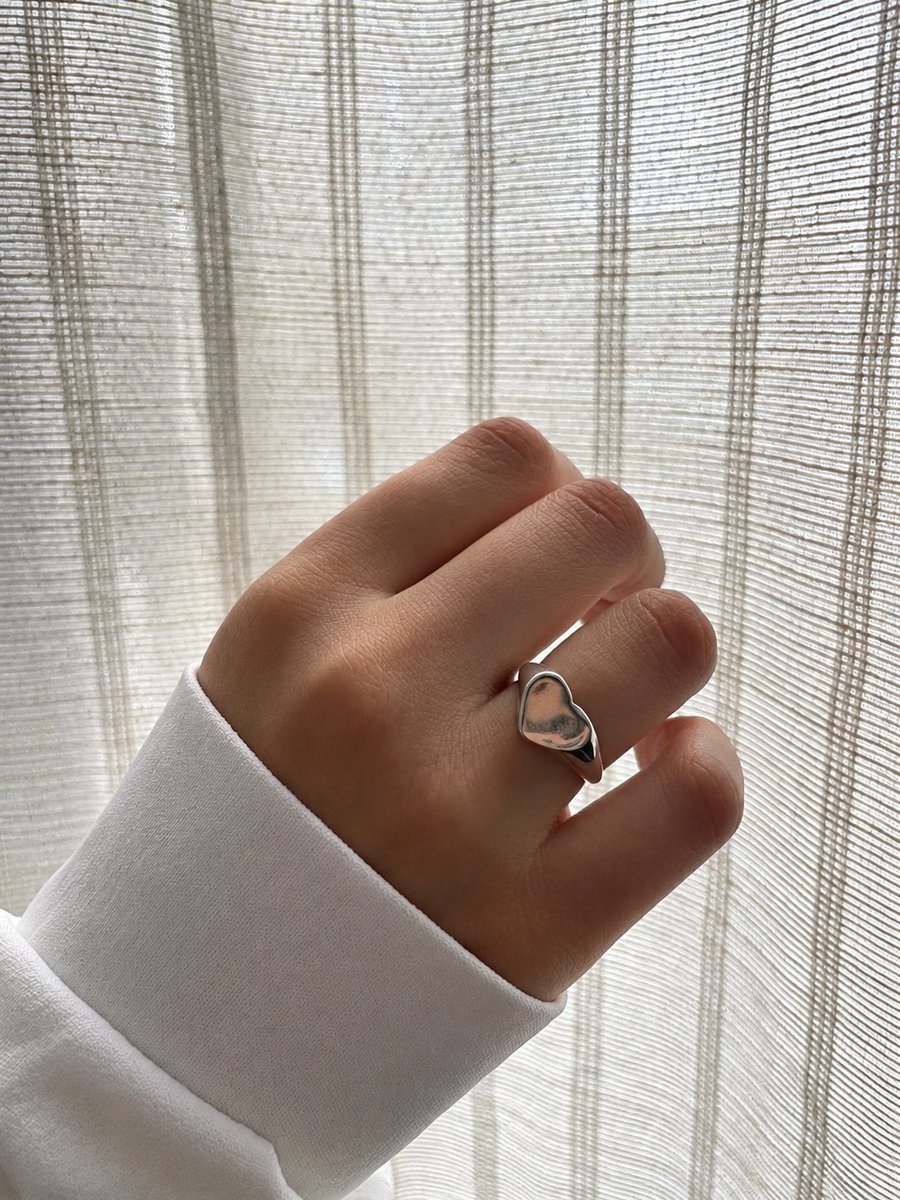 micapriori_'s tweet photo. Bueno, oficialmente necesito que conozcan mi cuenta de accesorios 😭🩷

Estoy subiendo un montón de modelos nuevos y son todos HERMOSOS.

Si quieren chusmear : https://t.co/6tQcymk5iZ ✨

Y si me ayudan compartiendo este tweet, se los agradezco muchísimo 🫶🏻 https://t.co/uTDRE1pFYr