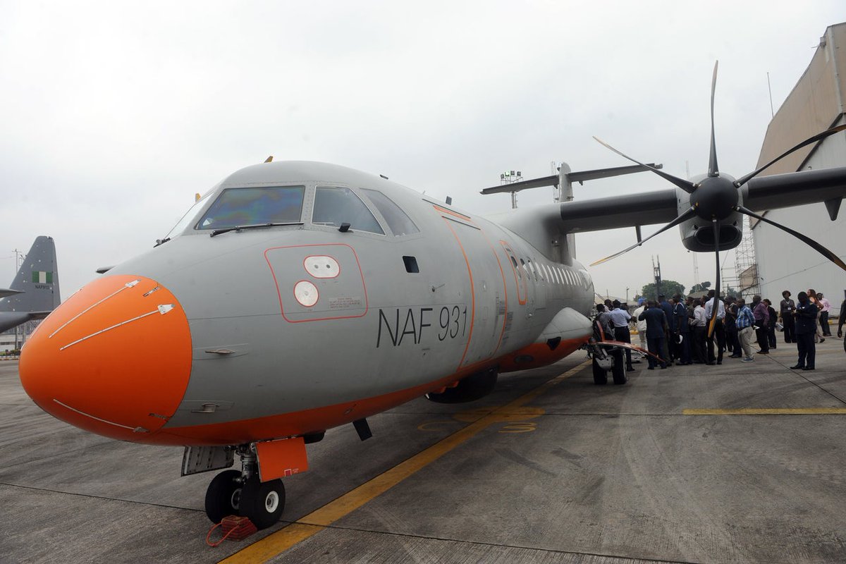 Terroralerts007's tweet photo. Breaking 🚨🇳🇬

Military aircraft with 32 people crashes in southwestern Nigeria

A Nigerian Air Force ATR-42 went down near Igbokoda in Ondo State during a routine flight headed for Lagos. Early reports indicate the plane was carrying 25 passengers and seven crew members.

1/2 https://t.co/vI8nHknUi7
