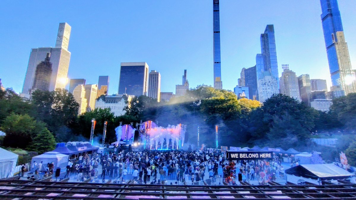 Metapsyche's tweet photo. Saturday was a blast. I enjoyed nature at High Point State Park in the day and then Central Park for the #WeBelongHere festival from dusk onwards #StephanBodzin #BenBohmer https://t.co/nI1fIxpnSn