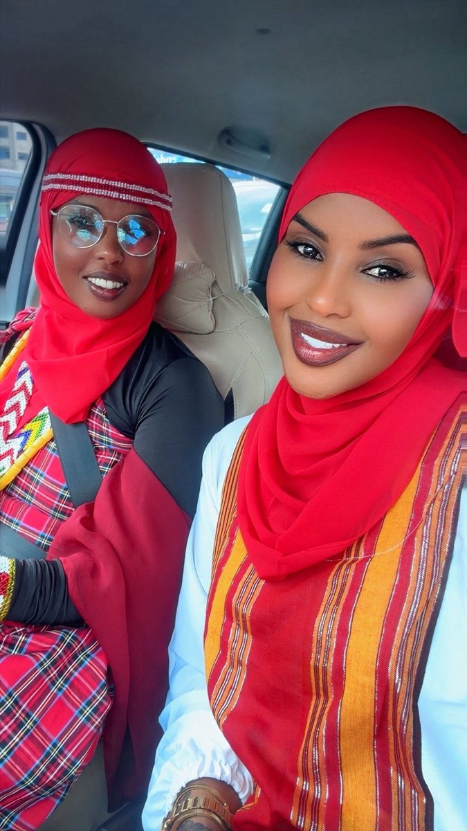 zemzemahmedmp's tweet photo. Here we go, another 5 years 🇪🇹
Hablo Soomaaliyeed oo dhaqankooda ku faanaya https://t.co/PRrf0W51lT