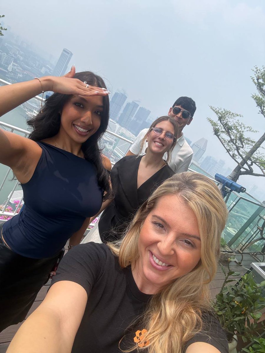 HumbleGal__'s tweet photo. Thank you Dave and the @FasanaraDigital team for bringing us together in Singapore!

Such a lovely way to spend my first day here ahead of @token2049. Couldn’t ask for better company to start the week! https://t.co/3v97XcP5Io