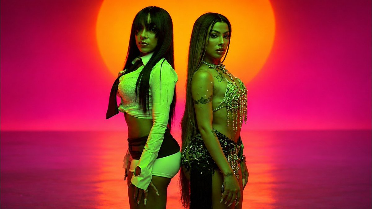ChivirikaRecord's tweet photo. El video oficial de “La Azarosa Remix” de La Gigi Ft. Yailin La Más Viral se estrena este 9 de octubre. 💋🔥 https://t.co/ZeF0Dt6tZ6