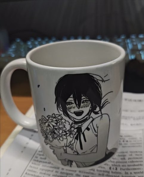 vlidner's tweet photo. 非常喜欢我的水杯 每次喝水的时候 都不自觉的盯着看一会儿 https://t.co/vTW28msE9D