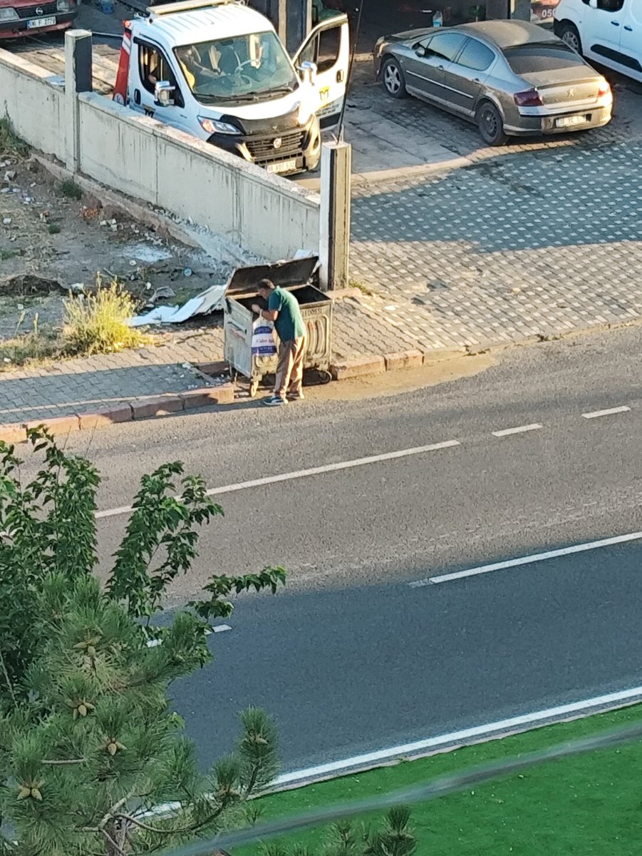 SoranTurk1's tweet photo. Neyse Allahtan Türkcü hesaplara erişim engeli atılıyorda memleketimin tüm derdi sıkıntısı bitiyor ... https://t.co/VLPocG1j8E