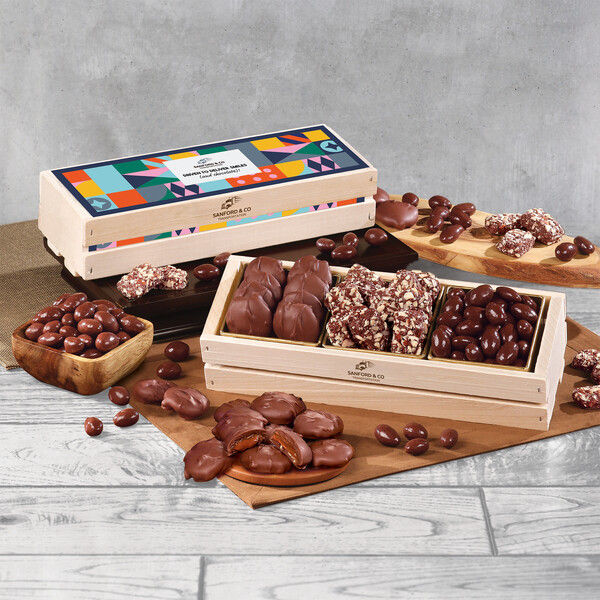 ARSimprints's tweet photo. It's time to go beyond the ordinary promotional items. We can help you create unique experiences to connect with your brand on an emotional level. https://t.co/lmit0tYri0 #BottleOpeners #GiftBoxes #Chocolates #HomeDecor https://t.co/pmz3rfI0mw