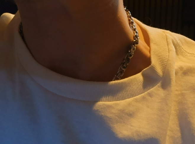 DailyFo17765528's tweet photo. @ForageUrOwnPath @jordanhenshawhq Thats called straining your neck. Heres me doing the same thing. https://t.co/HFDY32A8MZ