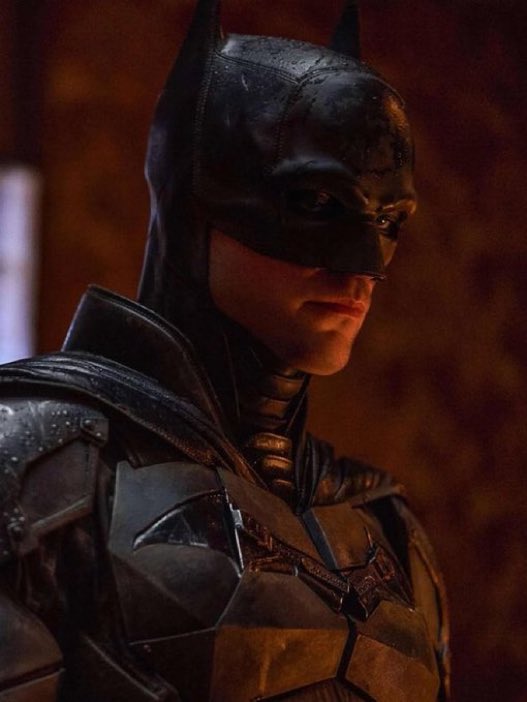 HollywoodHandle's tweet photo. Production on ‘THE BATMAN 2’ has been paused.

Due to Matt Reeves stepping away for personal reasons.

(Via: Deadline) https://t.co/xsh46KOoQs
