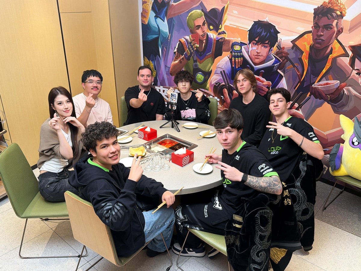 NRGgg's tweet photo. Hello.
你好。
Olá. https://t.co/4qer2NZmnF