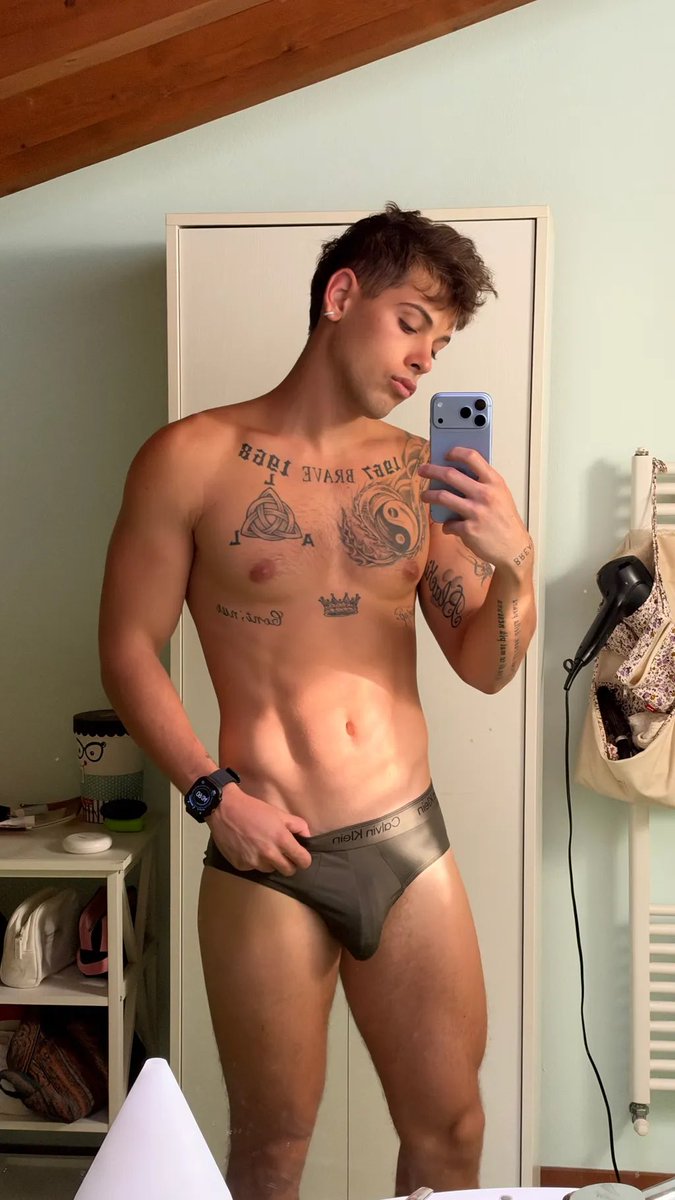 lucaarighinii's tweet photo. Does it match my style? https://t.co/TFyWO4wWMV