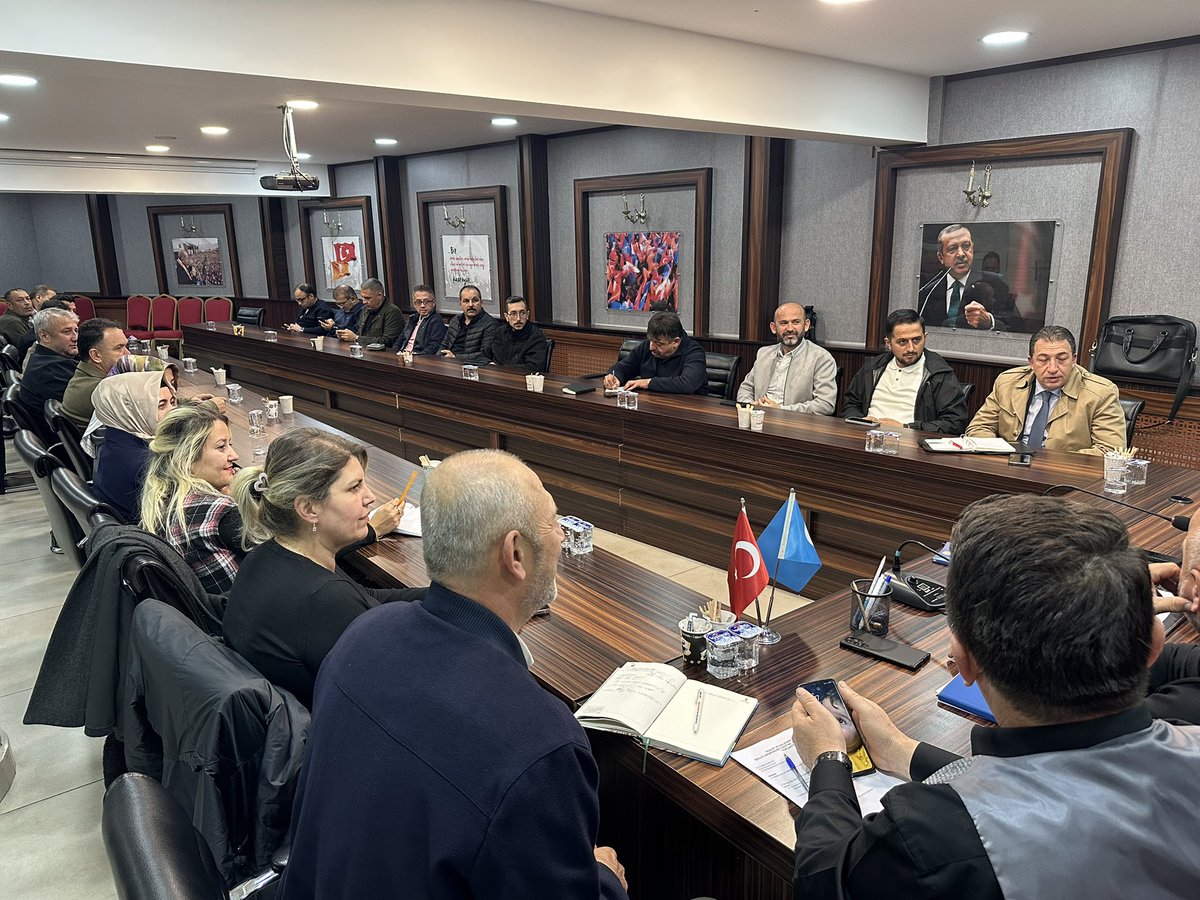 akpartibolu14's tweet photo. 📌 Haftalık Olağan İl Yönetim Kurulu Toplantımızı İl Başkanımız Sayın Suat Güner öncülüğünde tamamladık.

#akpartibolu #bolu https://t.co/O5EtO8OkhF