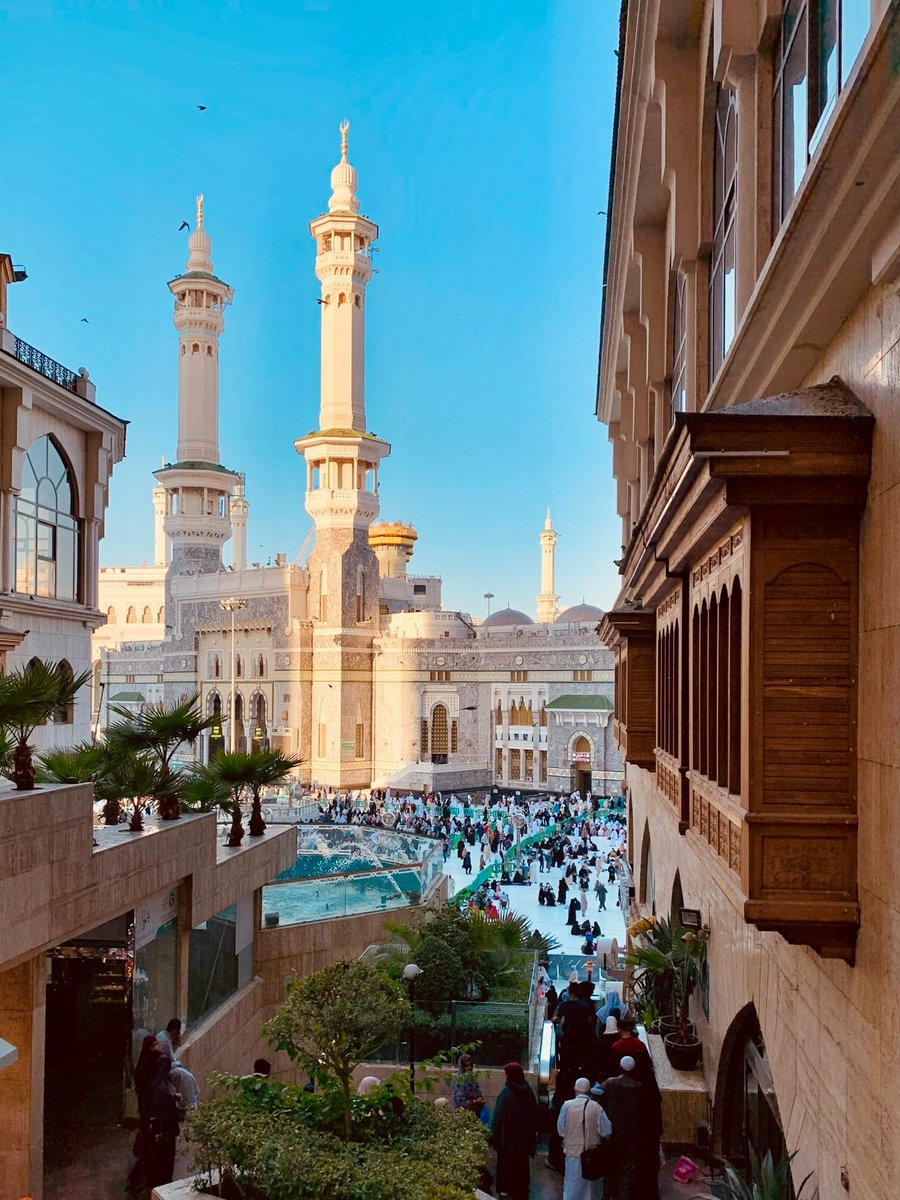 _Hadesyoka_'s tweet photo. @Vaishnav122 Then why the hell you Tanatani Baboons claim your religion is the oldest?
Why your Hindu Holy cities still looks so filthy like a Hellhole on Earth compared to other superior religions? https://t.co/ypVq9Y21Vk