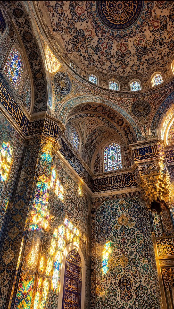 ayaserenat's tweet photo. Sanat en çok da İslam içindir
https://t.co/mCJzrJe8QC