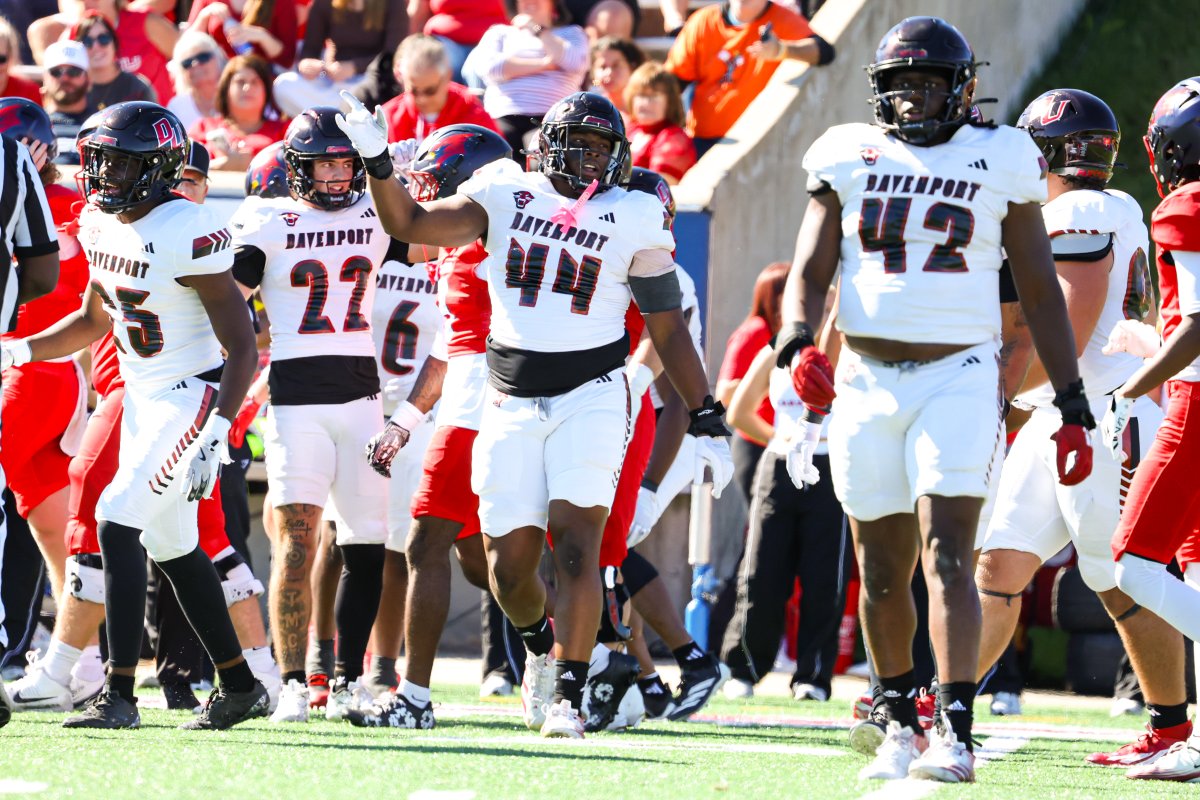 alex_pallone's tweet photo. The #11 Ranked Panthers are 5-0. 🚂

Up next: Homecoming vs. NMU

#VictoryMonday #SpotTheBall https://t.co/h3xmdx6Sj3