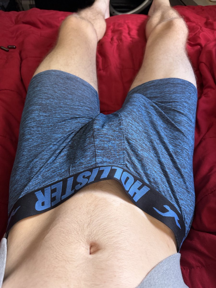 Winter_M0on's tweet photo. Happy Monday 🌻
#nsfw #bi #sleepy https://t.co/qCehPrBT0w