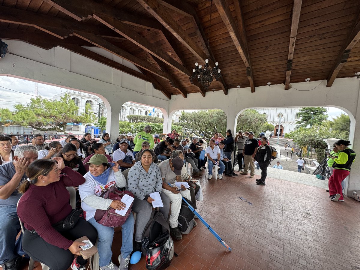 RegTerZ1NMixco's tweet photo. A partir de este lunes 5 al miércoles 7 de septiembre en el Kiosko del Parque Central de Mixco se estrán realizando:
- 📋  Actualización de Trámites en la SAT
- 🕔 08:30 am a 03:00 pm.
-  📰 Requisitos: DPI y Recibo de luz (De los últimos 3 meses) https://t.co/KrkFa6Zdfg