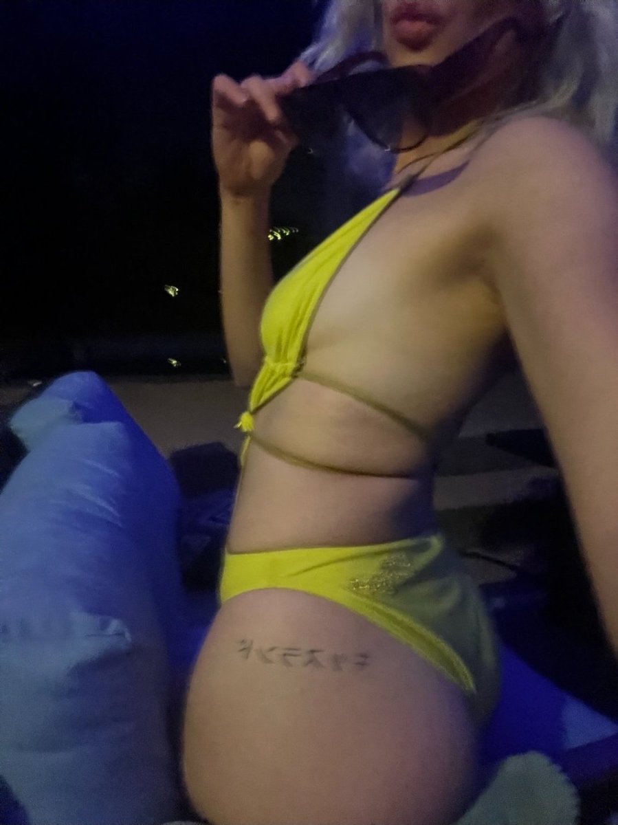 TNon624954's tweet photo. dm to nut on this slut😵‍💫 https://t.co/Xc1V95Cx5v