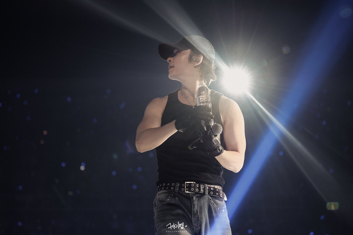 dollyhaesss's tweet photo. 너무 내게 눈이 부셔

2026.10.04 - KPOP PRIME

#동해 #DONGHAE
#슈퍼주니어 #SUPERJUNIOR https://t.co/BsoT0HB6Gy