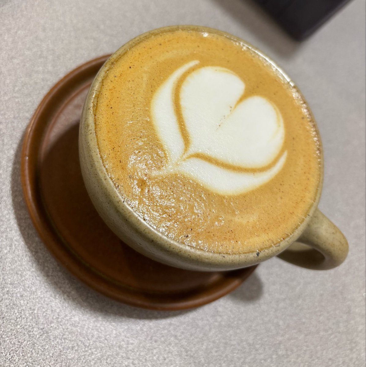 Fernatham's tweet photo. date cafetera 🤍 https://t.co/3u28Ez61WU