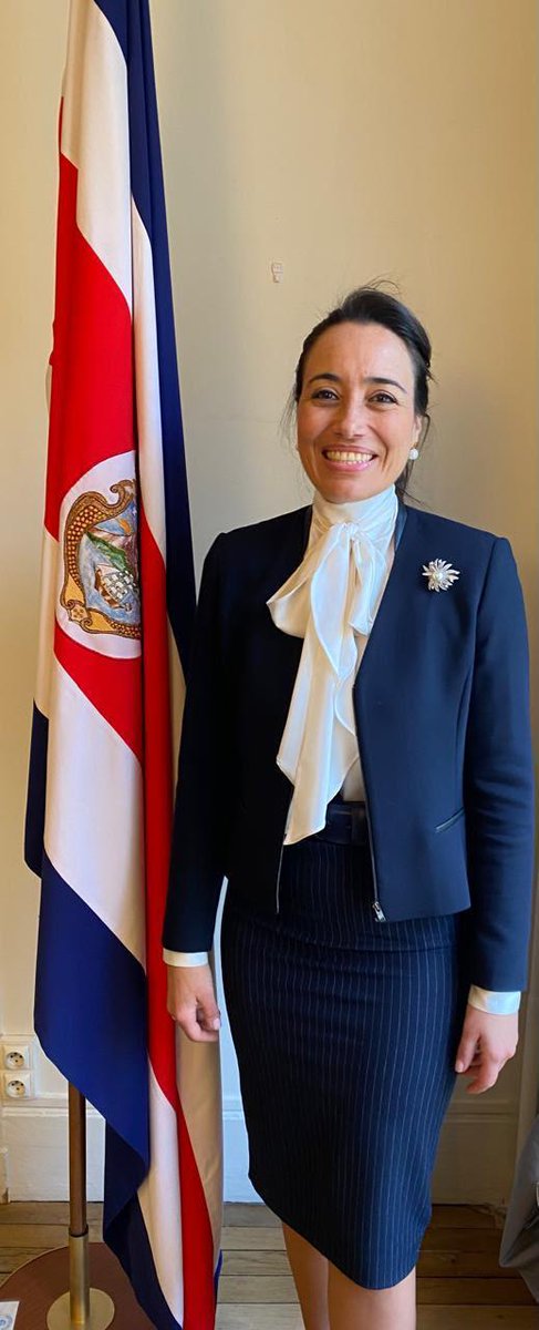 CRcancilleria's tweet photo. La Embajadora de Carrera, Ana Elena Pinto Lizano, ha sido designada por la Presidente Laura Fernández como la nueva Ministra de Relaciones Exteriores y Culto de Costa Rica 🇨🇷.
📎Más información: https://t.co/KvFHcfoeLD... https://t.co/Jj3UXJN1YY