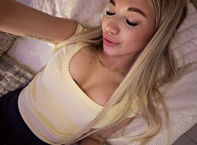 cherryhaileyx's tweet photo. lowkey i look too good rn but like only for u to see https://t.co/vWgVJburWO
