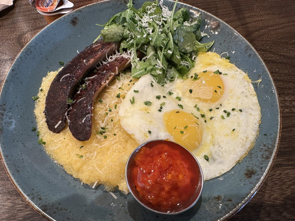 FortuneCloudsVT's tweet photo. Today’s breakfast! https://t.co/AlAhPUHj3h
