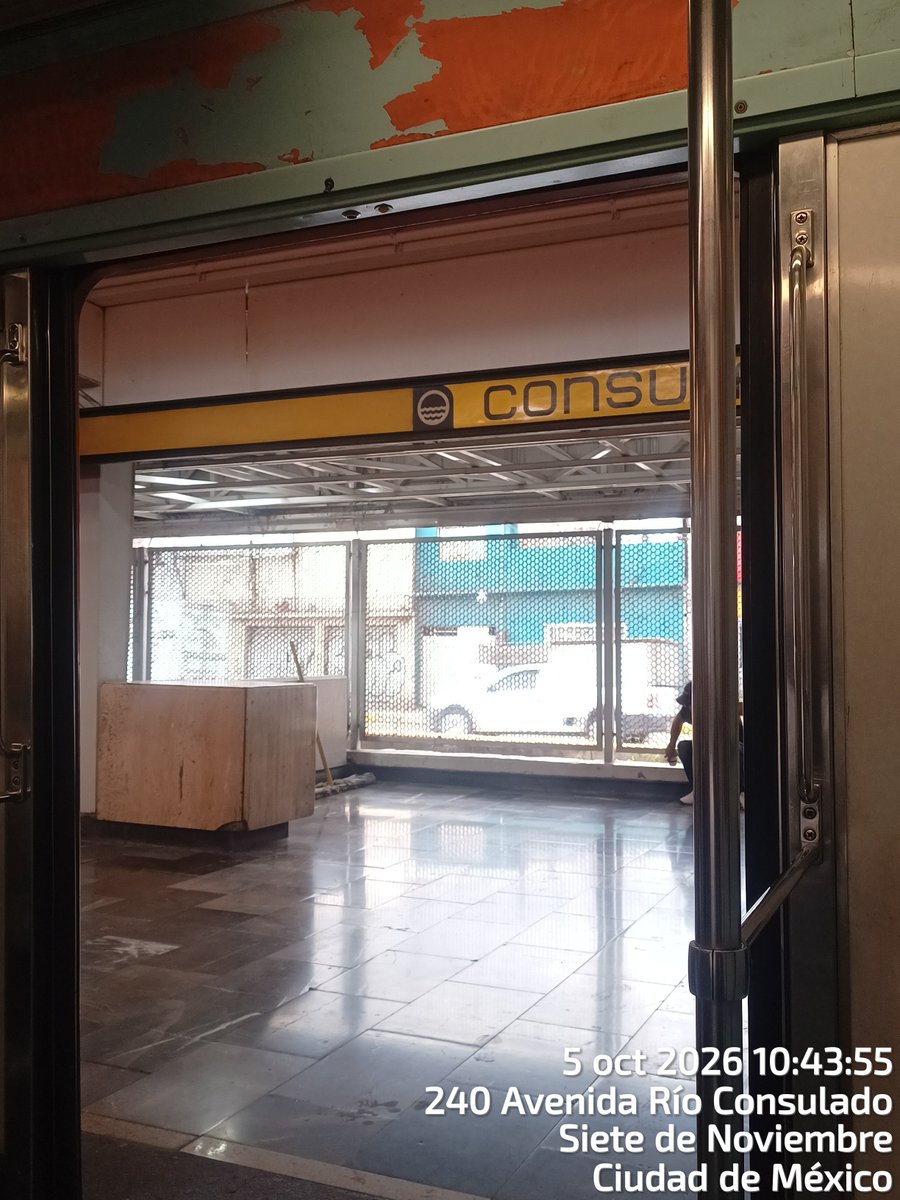 morg4n07's tweet photo. @MetroCDMX No mames 7 minutos de la estación consulado a Eduardo Molina, tu crees que eso está bien? https://t.co/RIkrXOIC3j