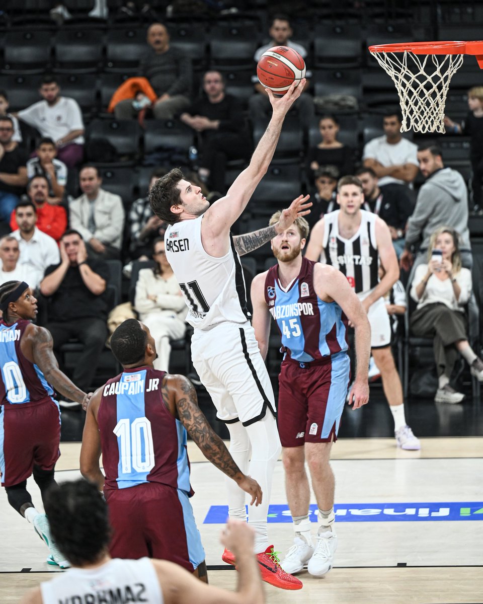 BJK_Basketbol's tweet photo. ▪️ 3. Çeyrek Sonucu

Beşiktaş 72-66 Trabzonspor

@BasketSuperLigi | #HearWeAre https://t.co/Wr3Gg9k7Nh