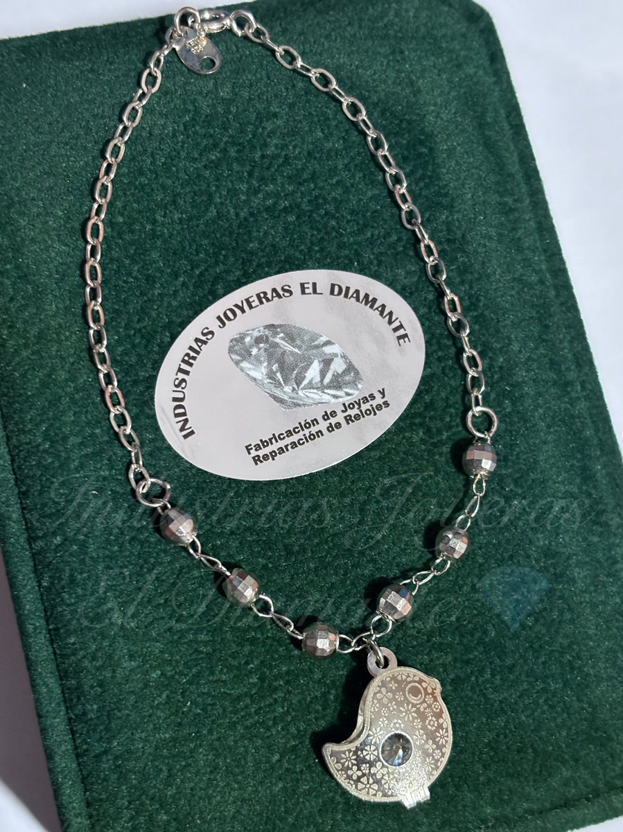neryzepeda's tweet photo. *INDUSTRIAS JOYERAS EL DIAMANTE*
#PARATI #PULSERAS #MUJERES #DISEÑOS #NIÑAS #REGALO #PERFECTO 💕🛍️💎
Productos de Calidad en Oro Blanco/Amarillo/Negro/Rojo/Verde/Rose y en Plata. #Garantizados 💯
Envíos #Gratis en toda #Guatemala y #EstadosUnidos (Preguntar Requisitos)
P https://t.co/rwpVQJ2MGF