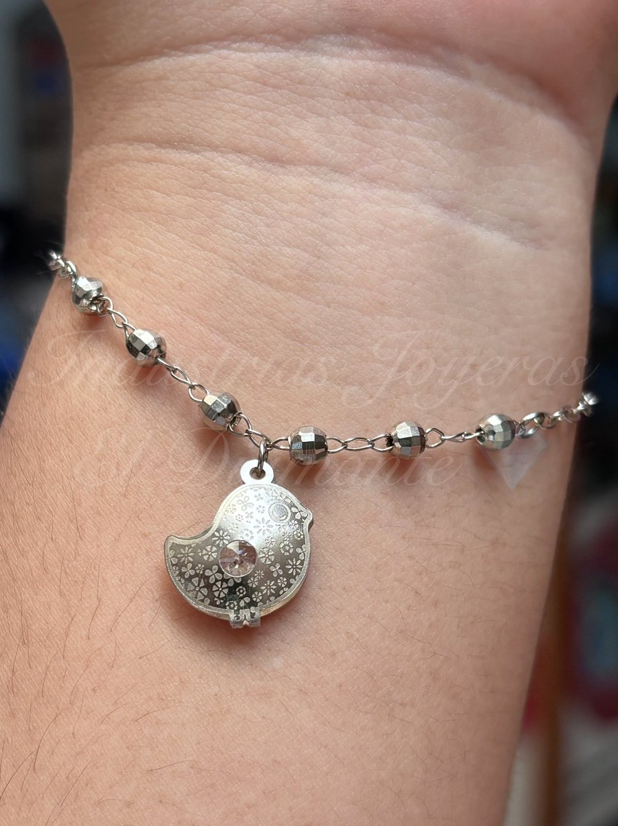 neryzepeda's tweet photo. *INDUSTRIAS JOYERAS EL DIAMANTE*
#PARATI #PULSERAS #MUJERES #DISEÑOS #NIÑAS #REGALO #PERFECTO 💕🛍️💎
Productos de Calidad en Oro Blanco/Amarillo/Negro/Rojo/Verde/Rose y en Plata. #Garantizados 💯
Envíos #Gratis en toda #Guatemala y #EstadosUnidos (Preguntar Requisitos)
P https://t.co/rwpVQJ2MGF