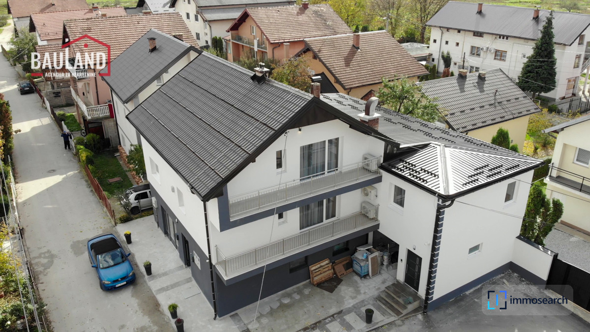TraumImmos's tweet photo. Jusufa Bublina, Sokolović Kolonija, Ilidža: modern renovierte Villa mit drei Wohneinheiten und Geschäftsraum auf ca. 400 m², in ruhiger und gut angebundener Lage. Preis: 695.000 BAM.

Mehr erfahren: https://t.co/C7dk3y1Uis

#Ilidza #SokolovicKolonija #Immobilien #Haus #Kauf https://t.co/8IdukWBgE3