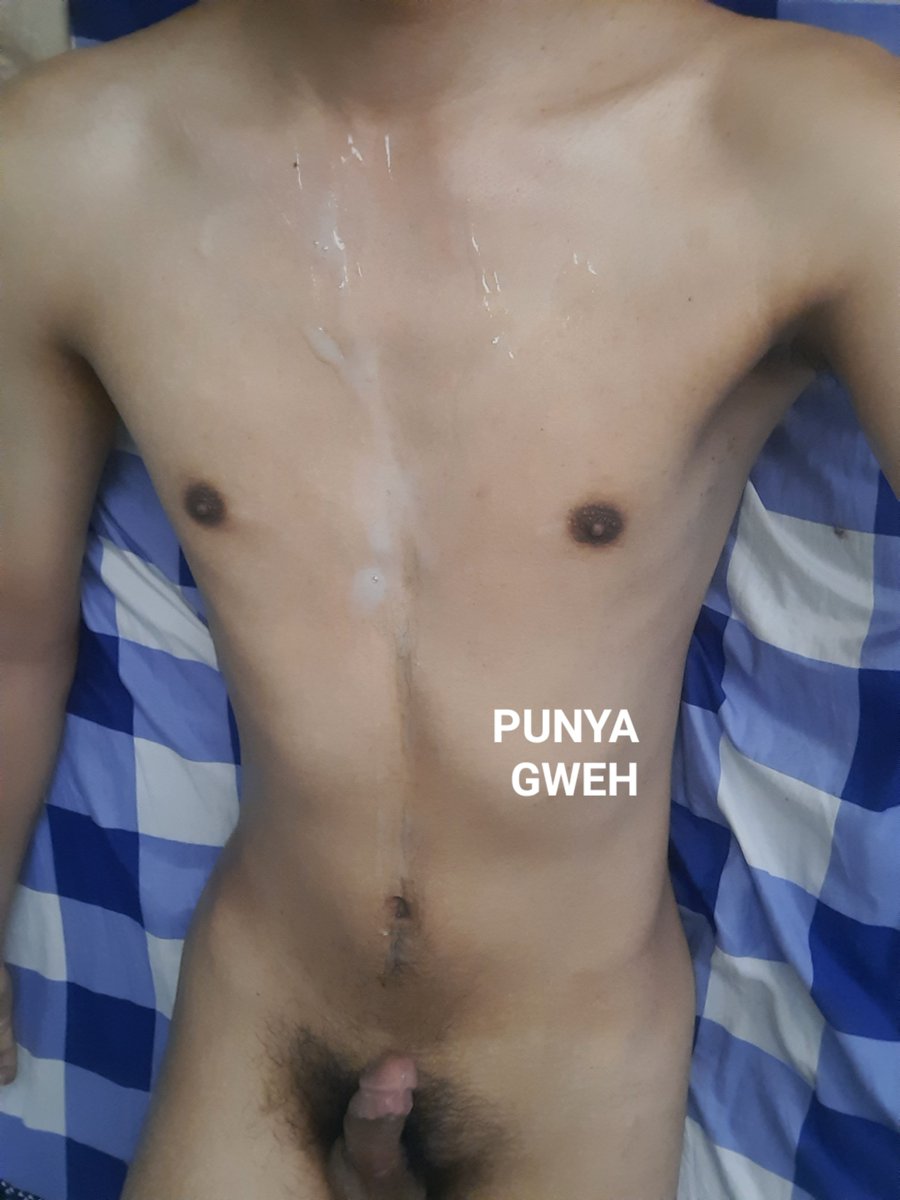 rz__vy's tweet photo. Sekali crot aja hasilnya bisa segini. Bayangin crotnya bisa ditampung di suatu tempat, bayangin aja dulu hehehe

#gayjakarta #gaytangerang #gaysurabaya #gaybandung https://t.co/TvUoaGUqAW