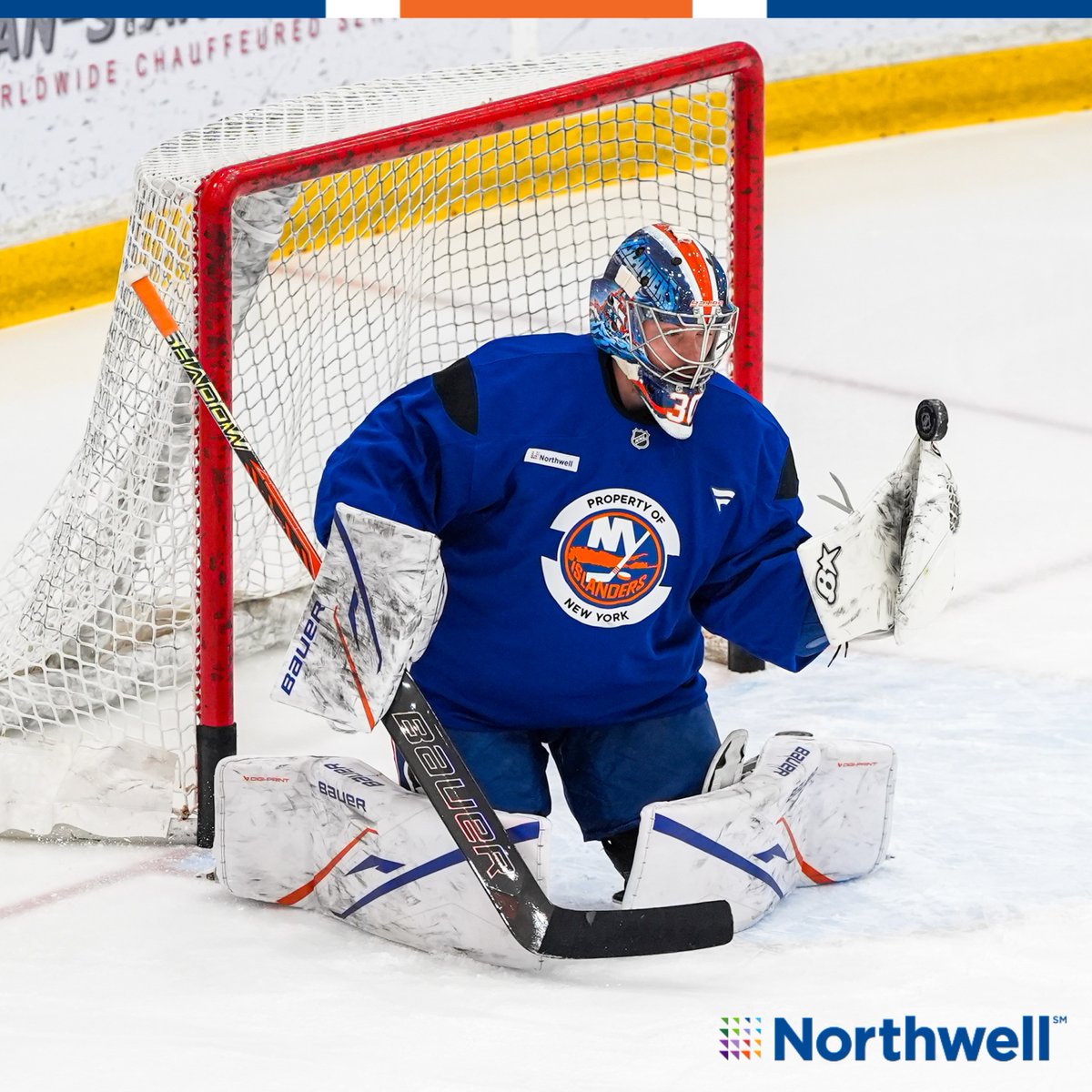 NYIslanders's tweet photo. Starting the week off right.