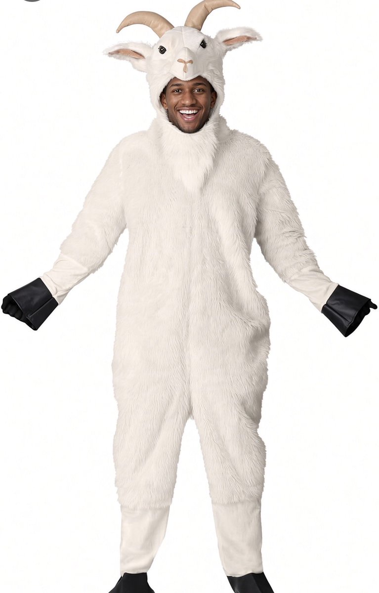 Hawksinfoe's tweet photo. NFC South Quarterback Halloween costumes leaked 👀 Shough and Young best dressed? https://t.co/d0NBUTbOCJ