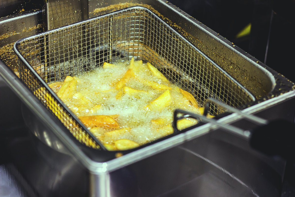 SamaHoole's tweet photo. The chips you had on Saturday night were fried in oil that went into the fryer on Tuesday morning.

Chip shops change their oil roughly once a week. It is filtered, topped up and kept hot, because 20 litres of oil costs money and a fryer never sleeps.

That fryer runs at 180 degrees for 12 hours a day. Tuesday to Saturday is 60 hours.

Every one of those hours, the linoleic acid in the oil is breaking down into aldehydes, the family that includes formaldehyde, and the longer it runs the faster it makes them.

A British chemist heated the common cooking fats to frying temperature and measured what came off. Sunflower and corn oil threw out aldehydes at up to 200 times the daily safety limit. Lard, butter and coconut oil barely registered, because a saturated fat has nothing in it to break.

By Saturday, the oil in that fryer is not the oil that went in on Tuesday. It is a different chemical, sixty hours into a reaction, and your fish was dropped into it.

For 100 years every chip shop in Britain fried in beef dripping, which is half saturated and sits in a fryer for a week without turning into anything.

In the 1990s they switched to vegetable oil. On health grounds. Because the dripping was bad for your heart.

So the one pan in the country that runs hottest and longest was moved from the fat that cannot oxidise to the fat that does nothing else, and the leaflet called it an improvement.

Tonight is Monday. The oil you ate on Saturday is still in there, hotter than ever, waiting for the Monday rush, and it will be changed tomorrow.

The chip shop that still fries in dripping has a queue down the street, and nobody in it has read a word about aldehydes. They can taste it. Their bodies know.