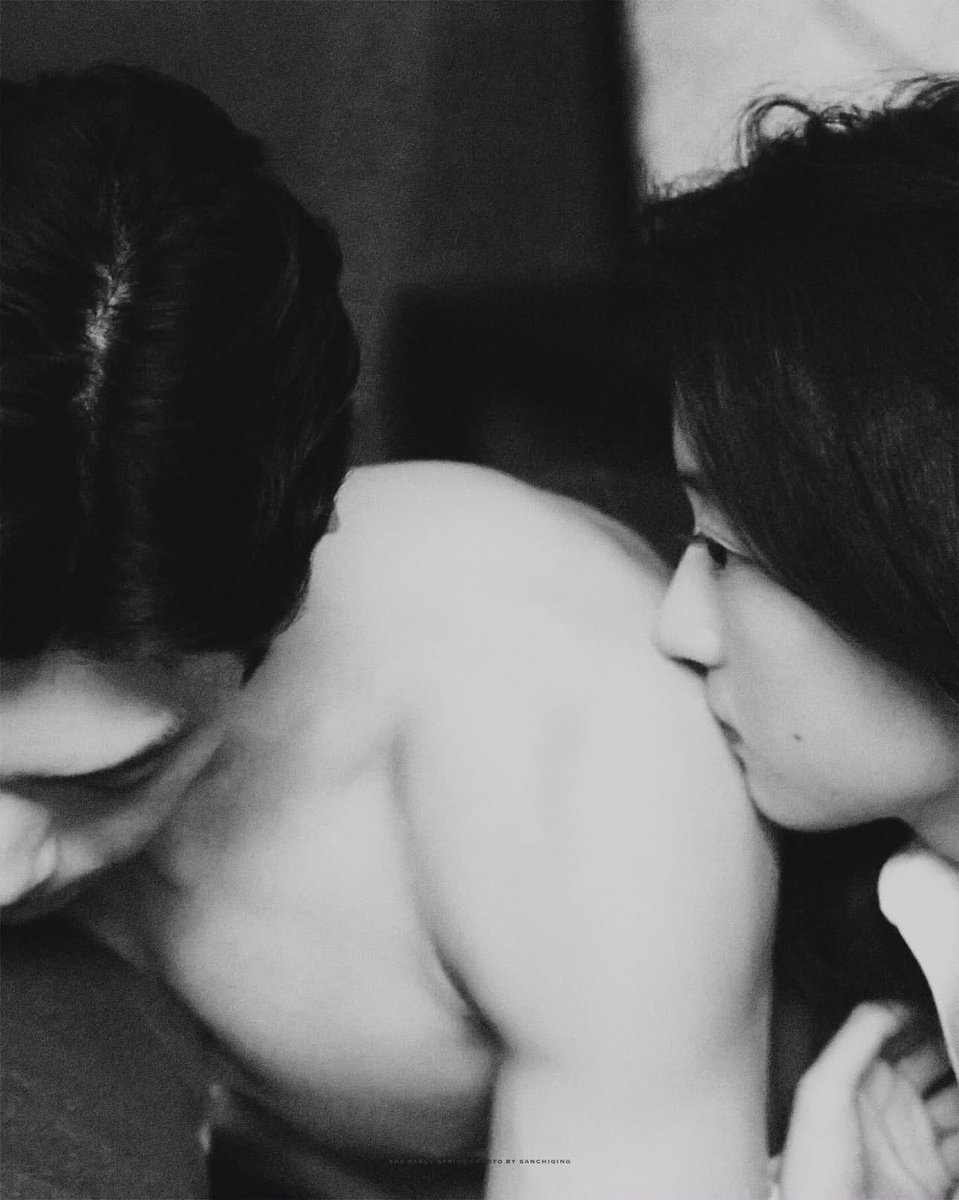 mileaponong's tweet photo. Luke x Flora 💗
Every touch has meaning
Its complicated but it is real 🥹
#sunQian #theearlyspring #jingboran https://t.co/2G3sEJXF2E